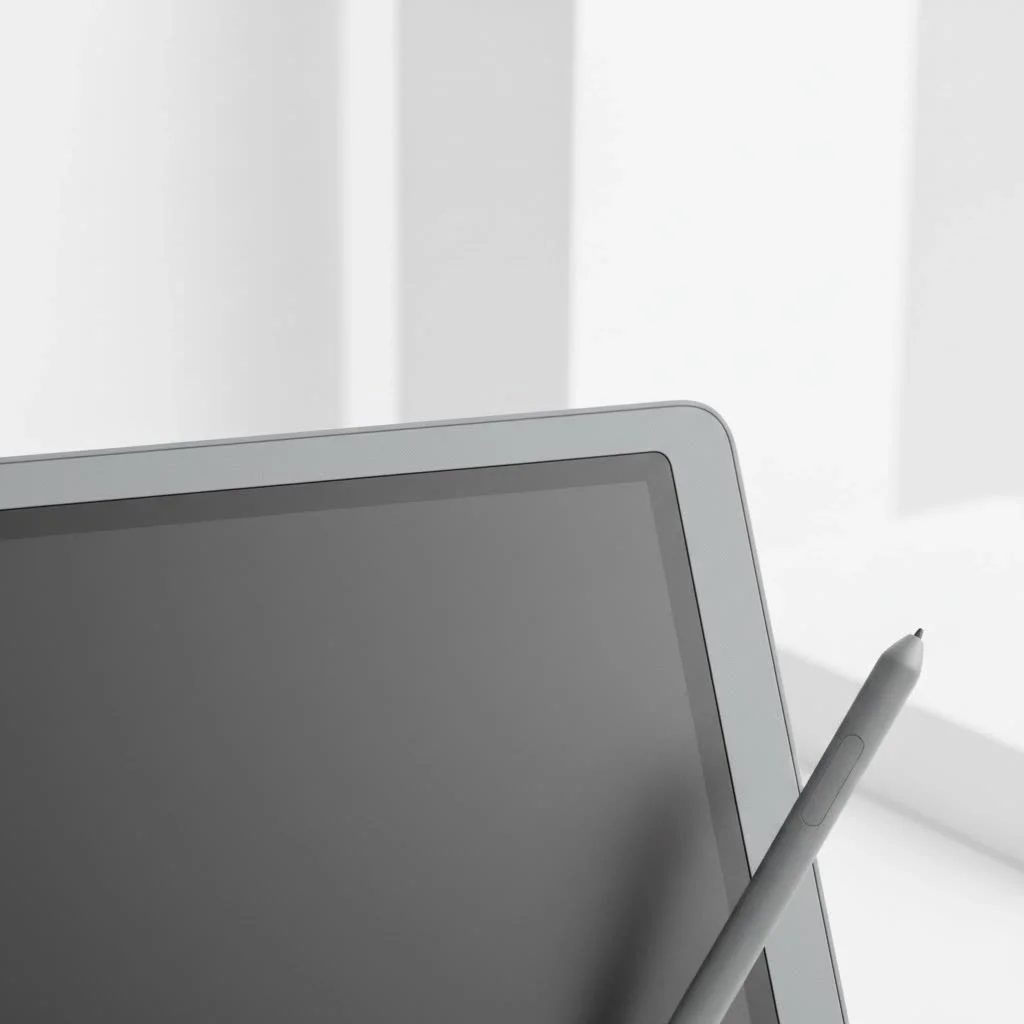 Parblo graphic tablet with a stylus on a desk